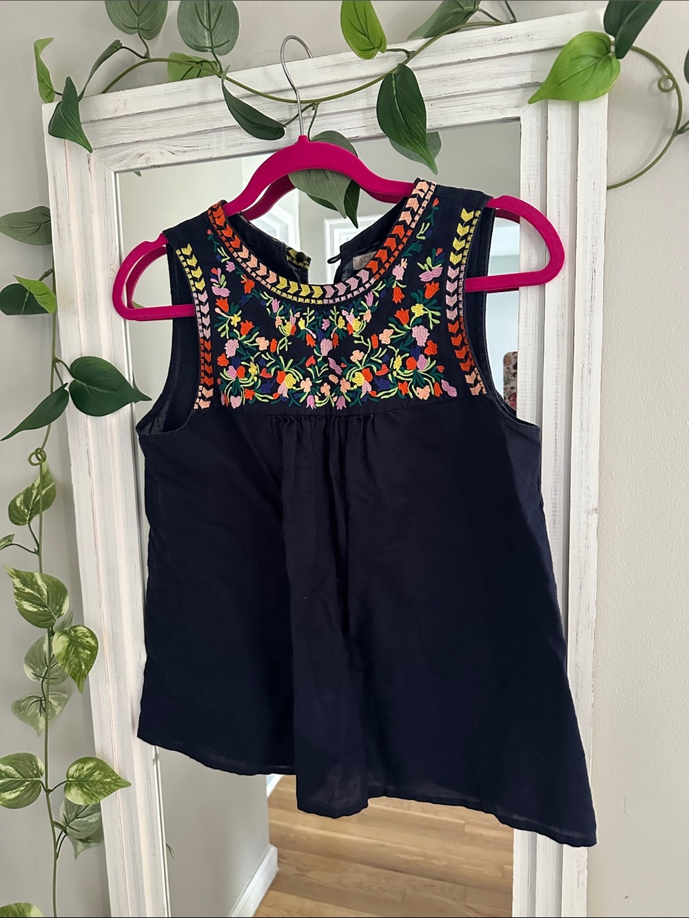 J.Crew Linen Blend Navy Embroidered Sleeveless Top - Floral